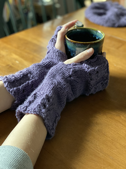 Signature Dandelion Armwarmer