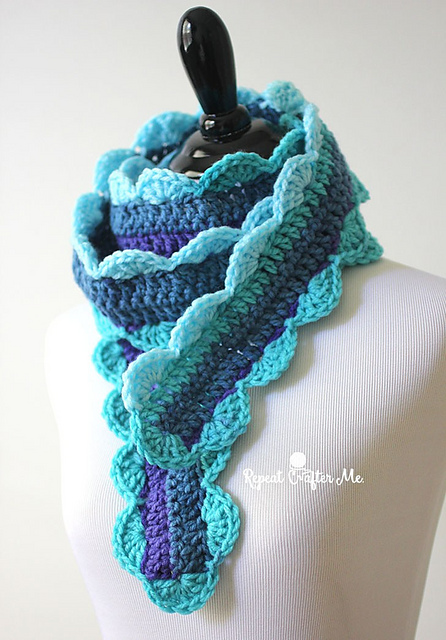 Skinny Scalloped Scarf