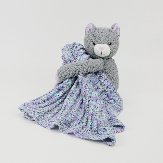 HUG THIS Simple Cables Baby Blanket