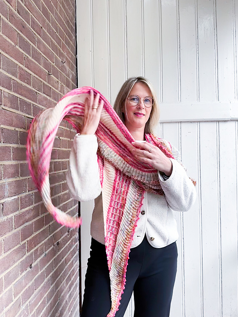Winter Days Wrap (fingering weight)