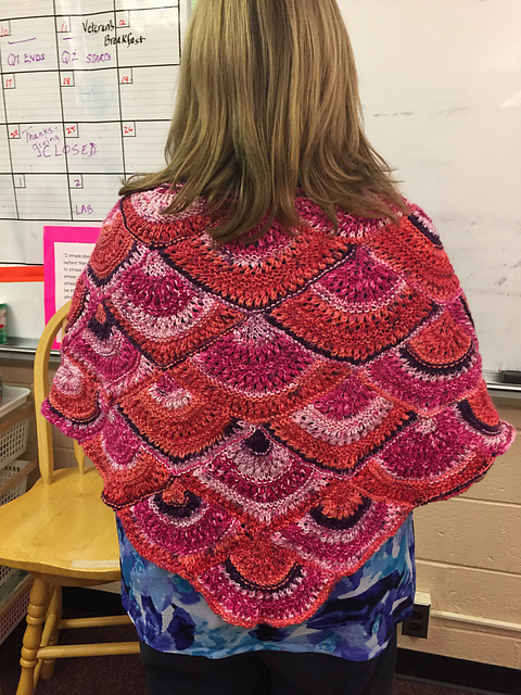 Scalloped Lace Shawl MK