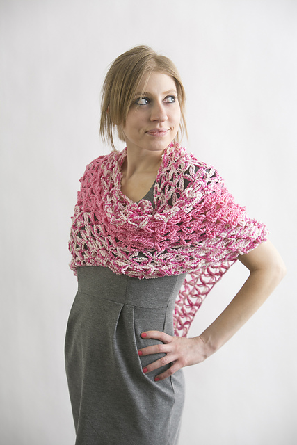 Summer Petals Shawlette