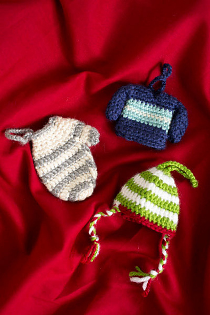 Cute Wearables Ornament Set