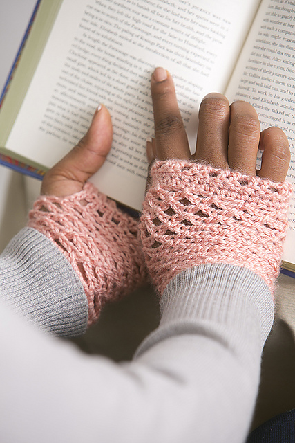 Dusty Rose Fingerless Mitts