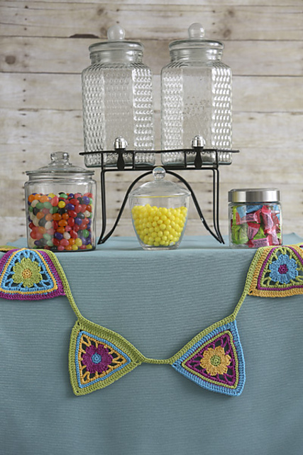 Peppy Blossom Bunting