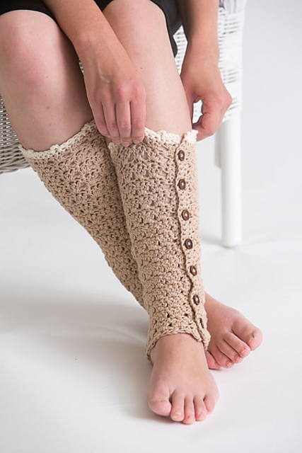 Vintage Vanilla Latte Leg Warmers
