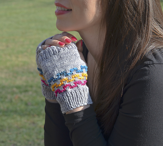 Hip to Be Square Fingerless Gloves