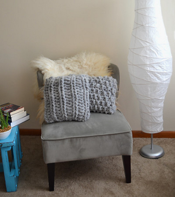 Big Stitch Pillow Set