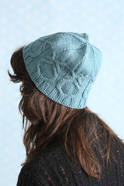 Cabled Owl Hat