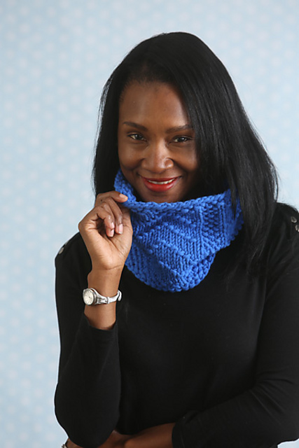 Bobbled Chevron Cowl