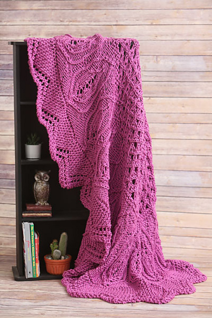 Flower Ring Throw