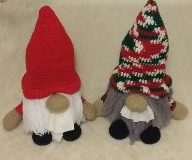 Christmas Gnome Tissue Cozy