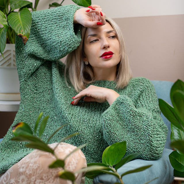Bouclé Raglan Sweater