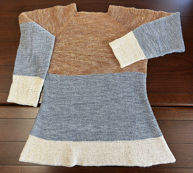 Sabine Raglan Pullover