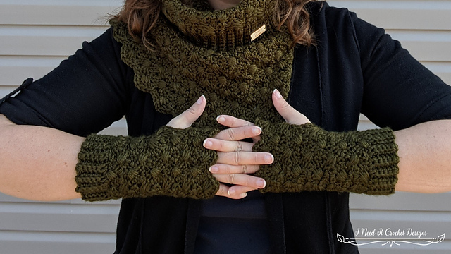 The Amphitrite Gloves