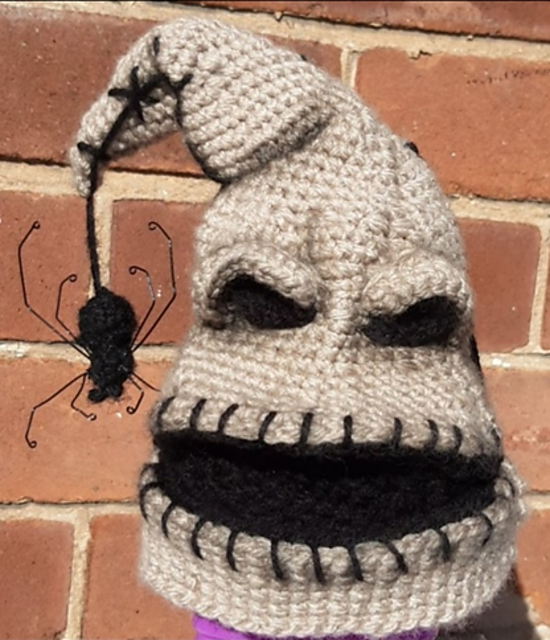 Oogie tree topper