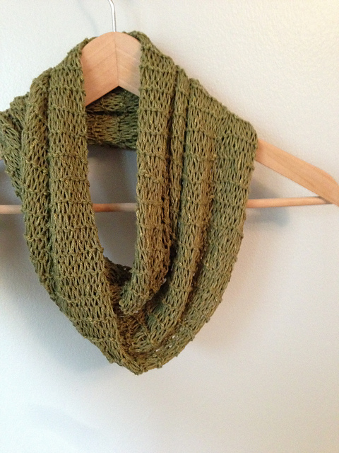 Quick and Easy Infinity Scarf
