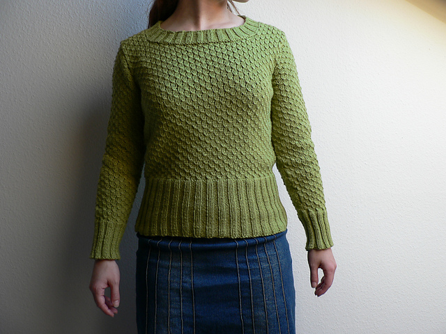 20 Sweater with Relief Pattern