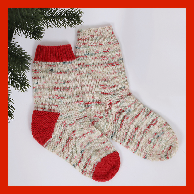 Simple socks, two patterns