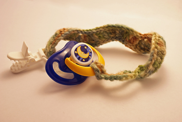 Zigs and Zags Pacifier clip