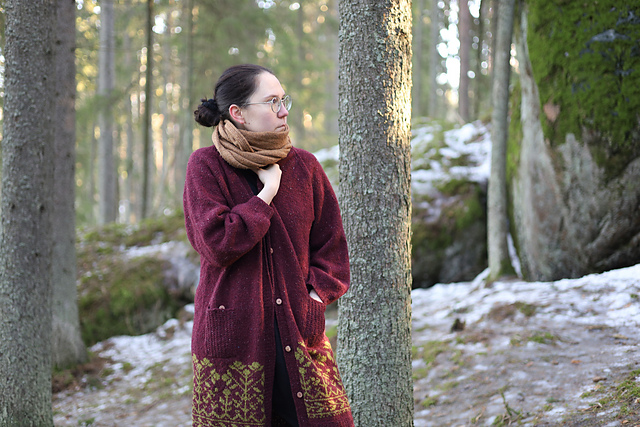 Mustikkametsä cardigan