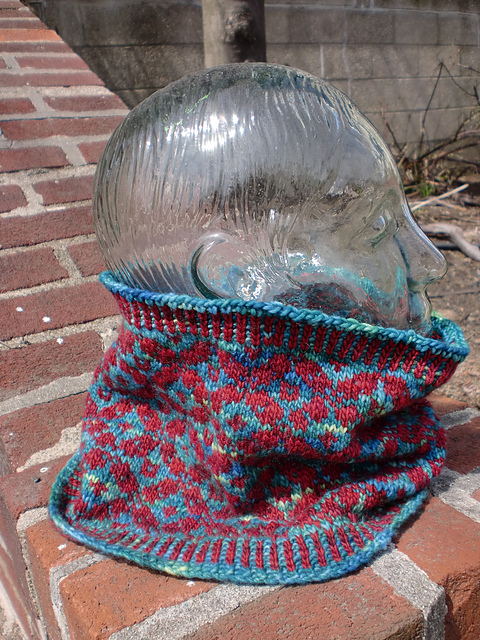 Damask Cowl