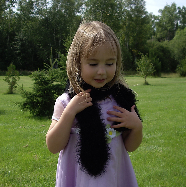 Girly's Boa