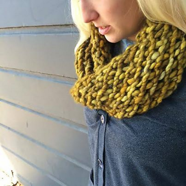 Twisted Cowl
