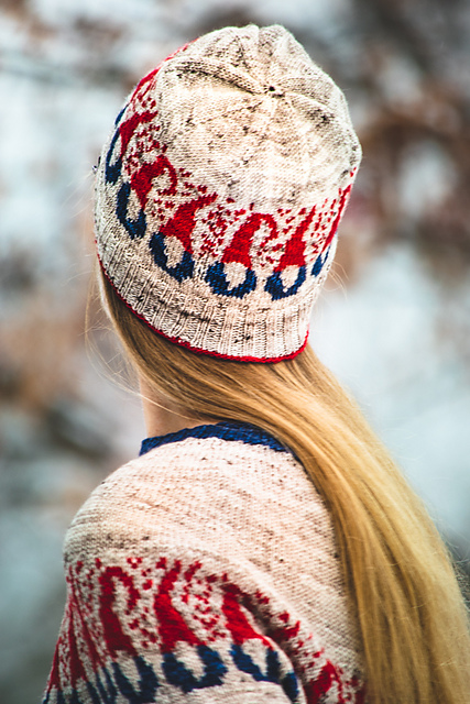 Go Big or Go Gnome Pullover
