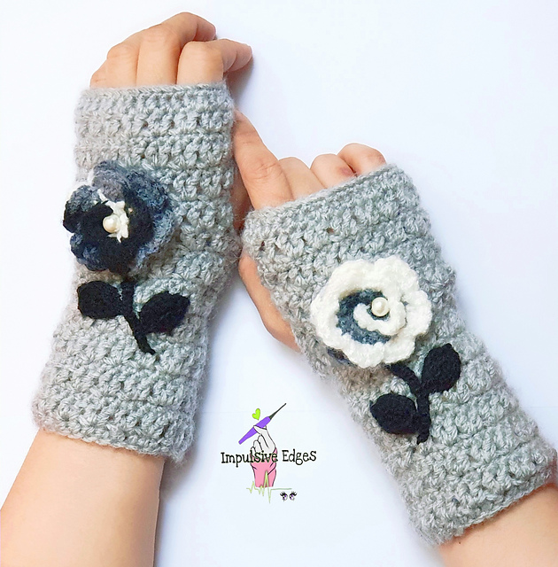 Vee fingerless gloves