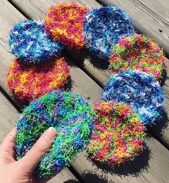 Ravelry: Double Duty Dish Scrubby pattern by In Stitches - Crochet