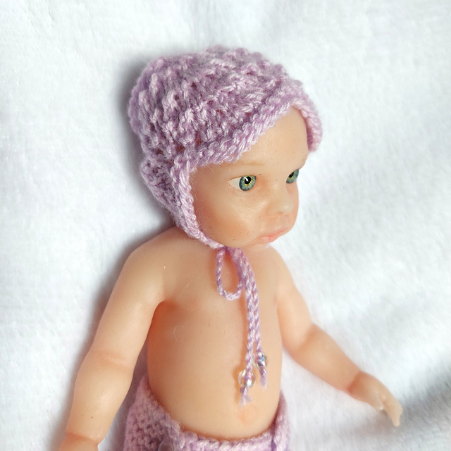 Doll Bonnet for 9 inch Dolls
