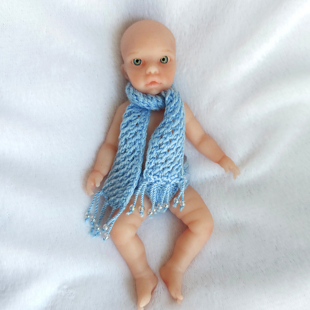 Doll Scarf for 9 inch Dolls