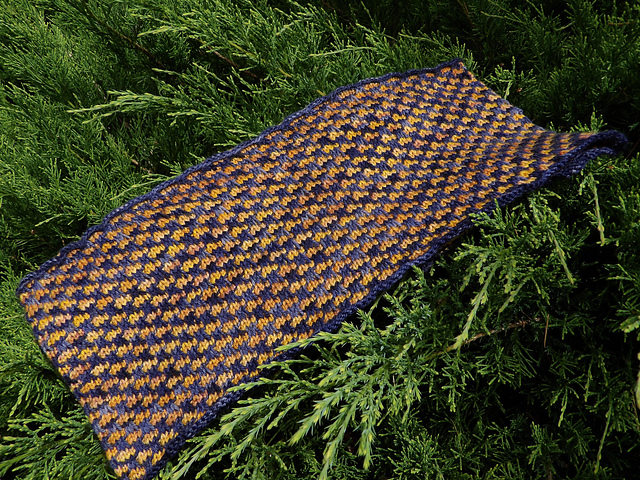 Tea Party Cowl