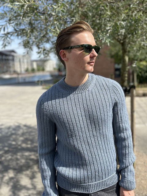 Form & Fit Tree Trunk Sweater, Male Ed.