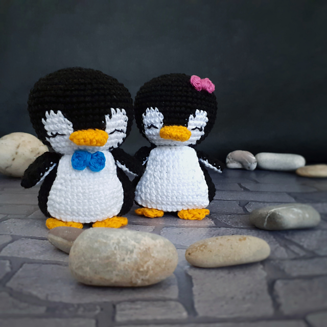 Ravelry: Penguins, Rocco and Sisa pattern by Diana Huarancca - Main Image
