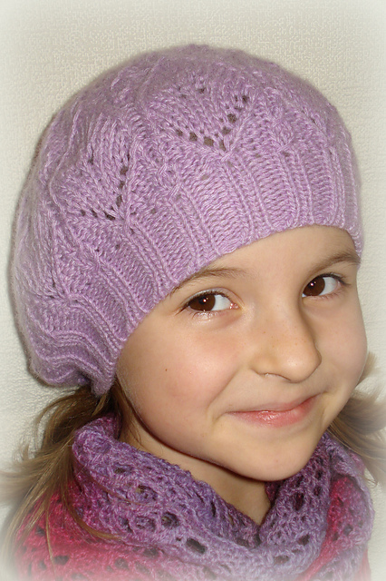 Wisteria hat