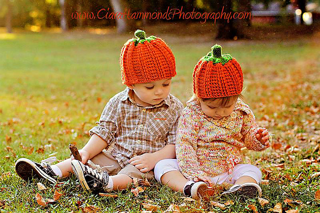 Ribbed Pumpkin Beanie