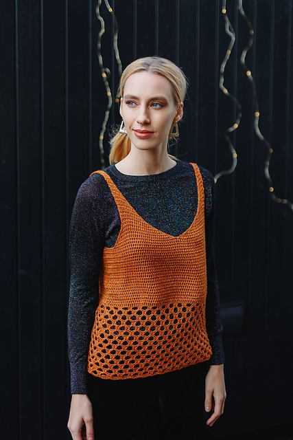Scallop Evening Top