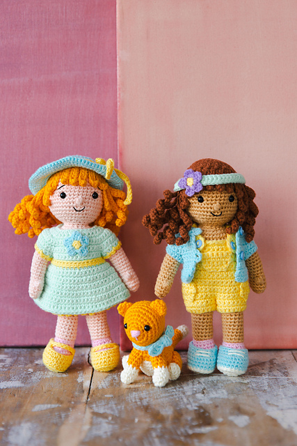 Maya, Evie & Marmalade the Cat