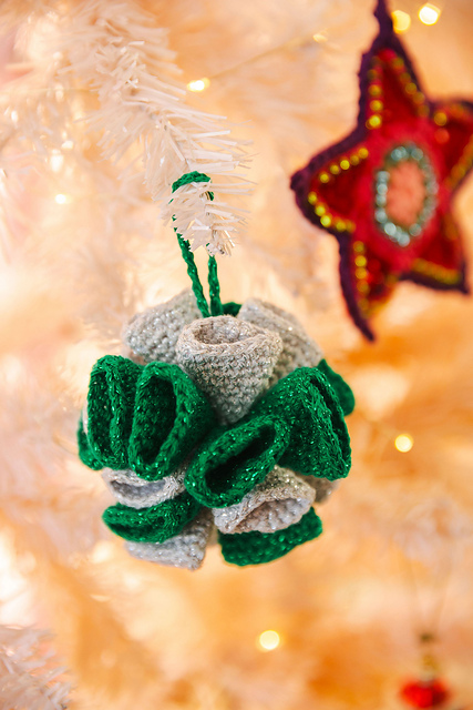 Swirl Baubles