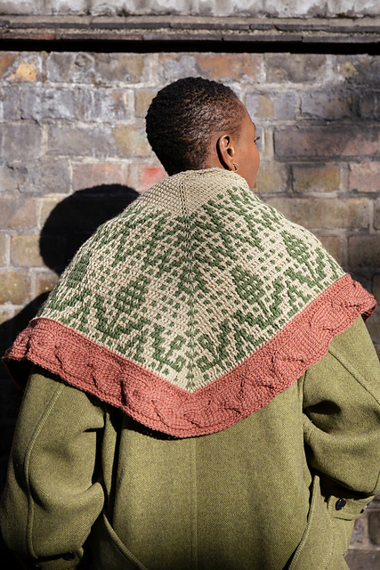 Kelmscott Shawl