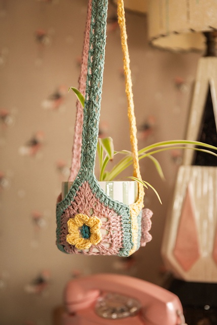 Sundae Plant Hanger