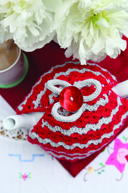 Shell Stripes Tea Cosy