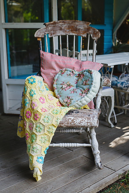 Candy Flowers blanket