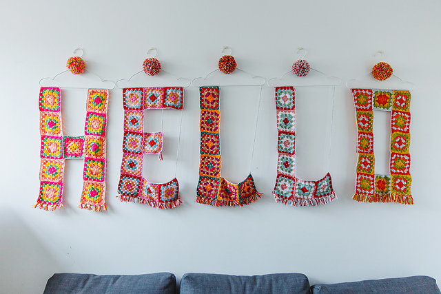hello wallhanging