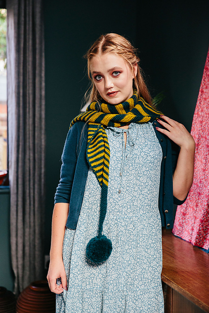 Pom-Pom Scarf