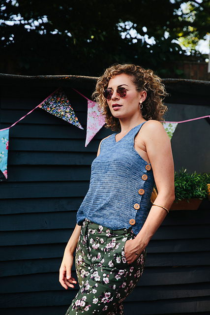 Sky Gazing Tee