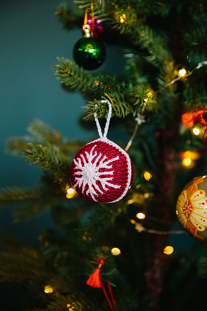 Snow Baubles