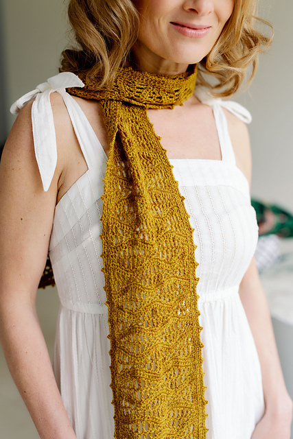 Skywards Scarf
